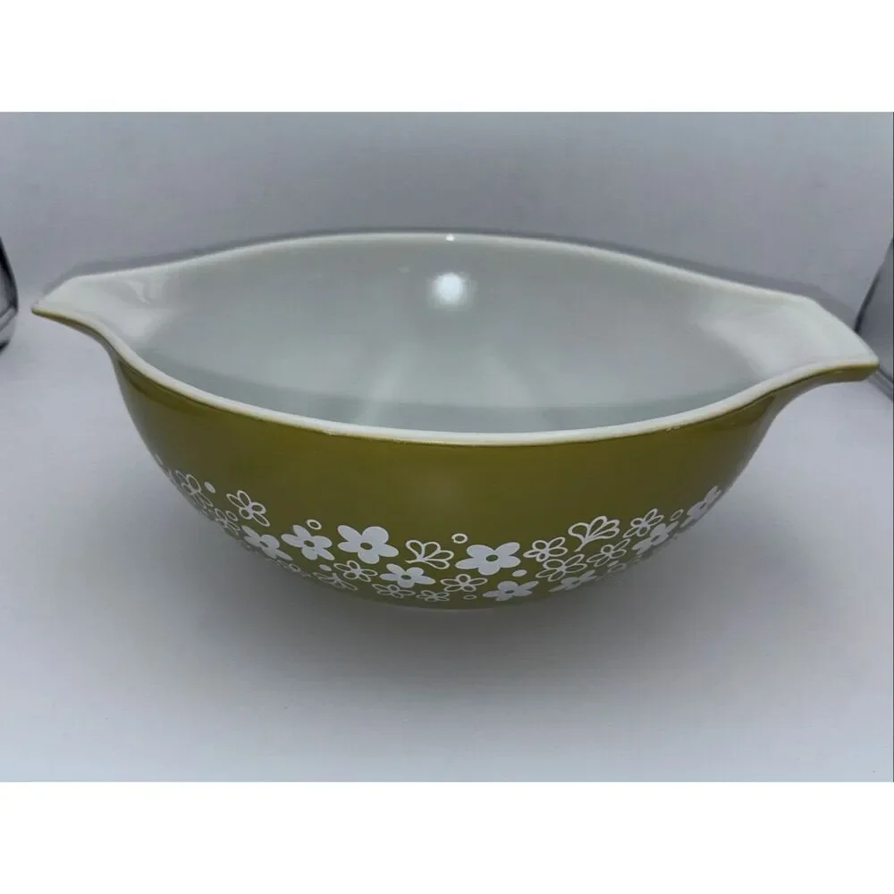1960s Pyrex 444 Blossom Green 4 QT Mixing Nesting Bowl USA